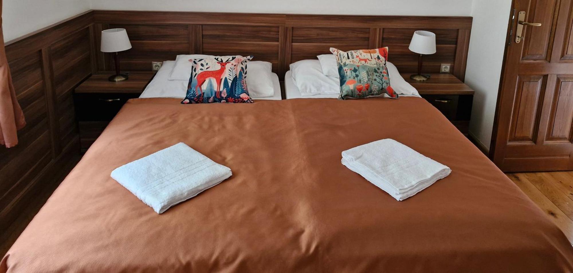 Senyoi Vendeghaz Bed & Breakfast Bozsva ภายนอก รูปภาพ