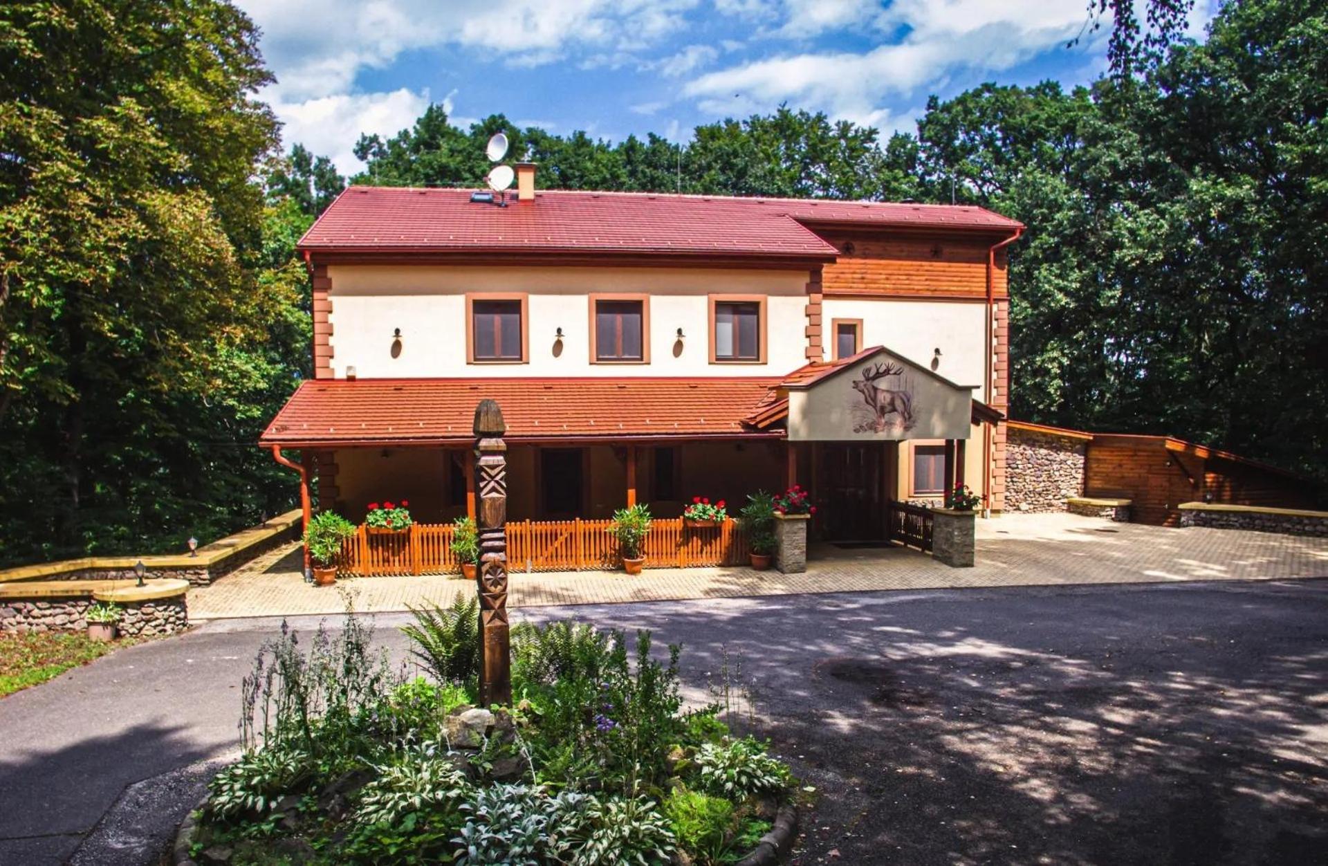 Senyoi Vendeghaz Bed & Breakfast Bozsva ภายนอก รูปภาพ
