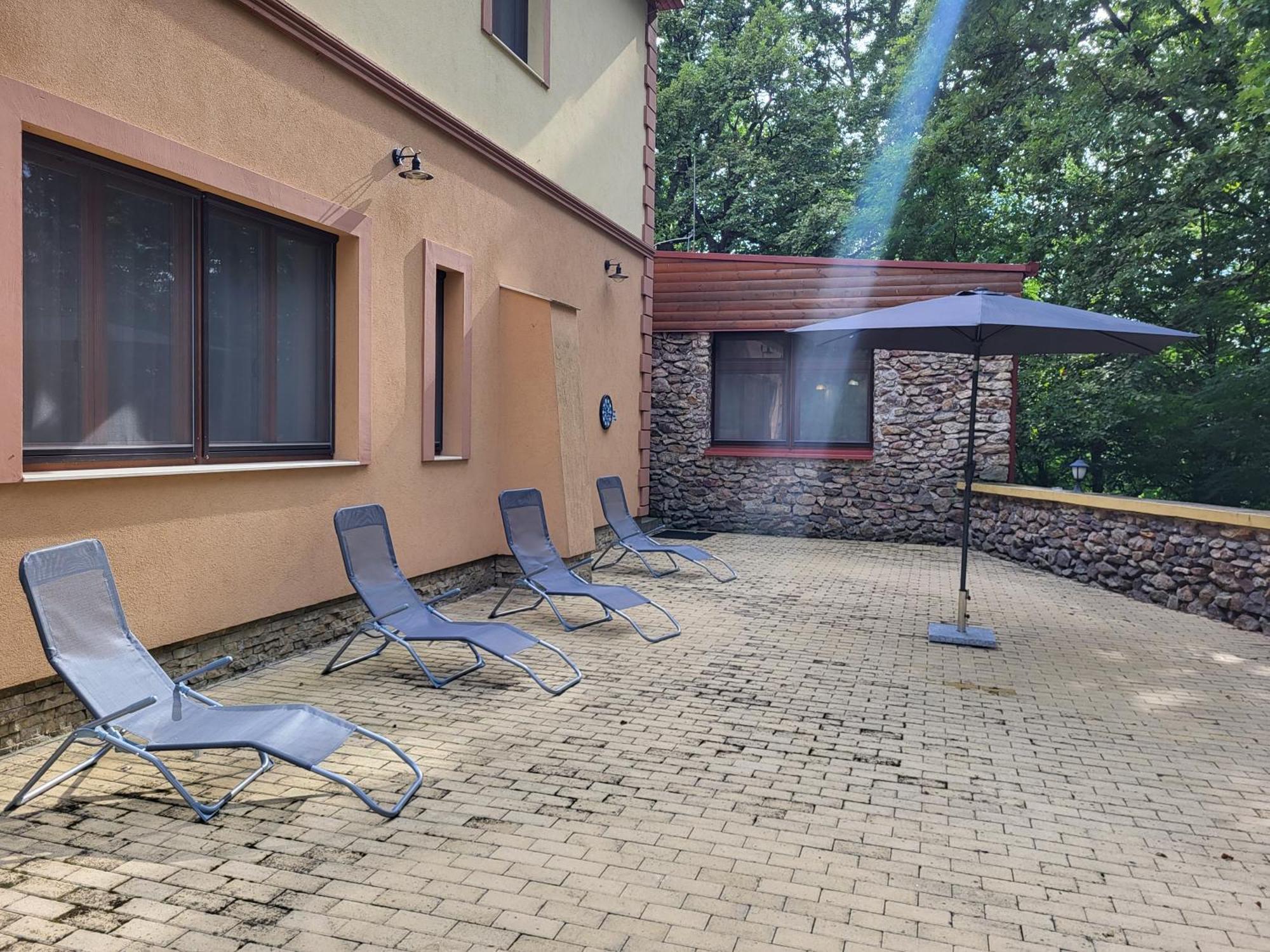 Senyoi Vendeghaz Bed & Breakfast Bozsva ภายนอก รูปภาพ
